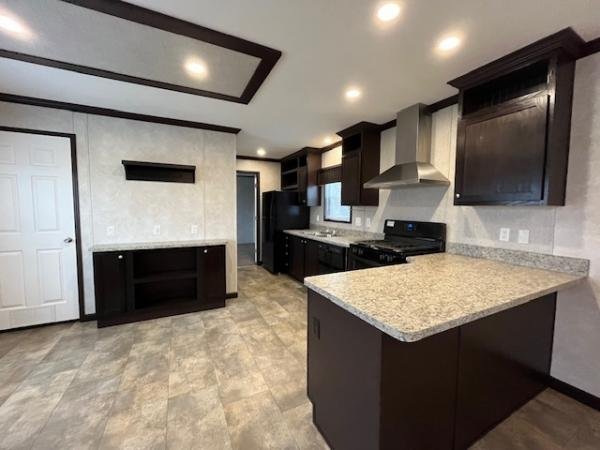 2019 FAIRMONT HOMES 430IN16663A  Home