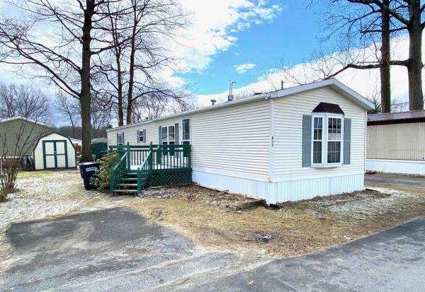 1999 Fairmont Happy House Manufactured Home