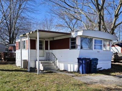 Mobile Home at 3730 S. Swiss Drive Lot 54 Bay City, MI 48706