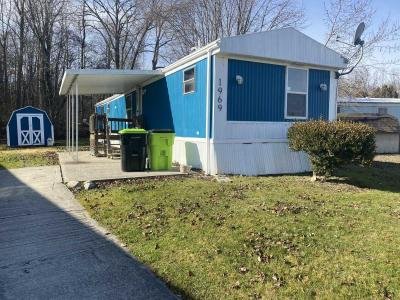Mobile Home at 1969 Hickory Ave Huntington, IN 46750