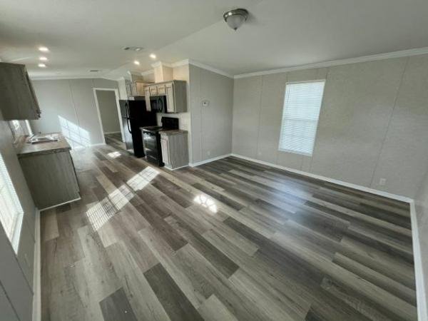 Photo 1 of 2 of home located at 4000 24th St N Unit 208 Saint Petersburg, FL 33714