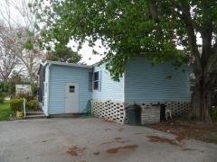 Photo 2 of 17 of home located at 1548 Barkwood Lane Orlando, FL 32828