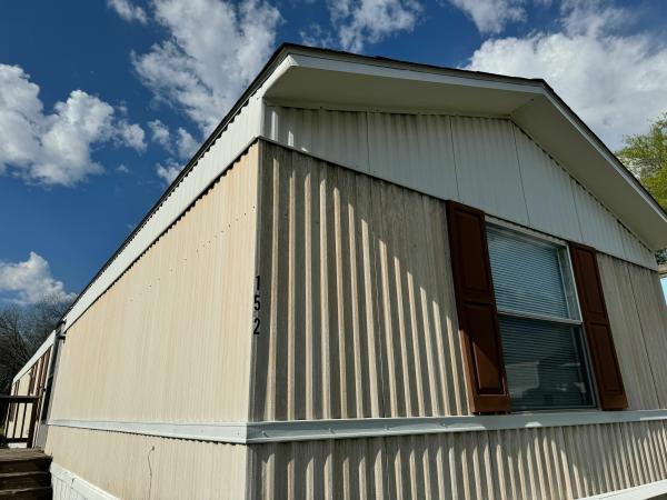 2010 Clayton Homes Inc Mobile Home For Sale