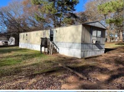 Mobile Home at 10 Little Beaver Dam Williamston, SC 29697