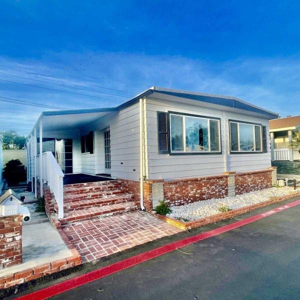 Champion  Mobile Home For Sale