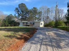 Photo 3 of 18 of home located at 1179 County Road 250 Roanoke, AL 36274