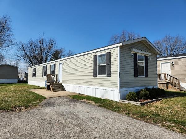 2015 CMH Manufacturing Inc. Mobile Home For Sale