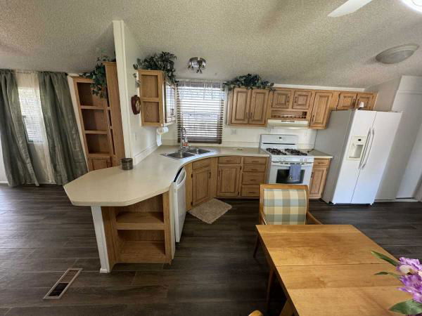 1993 Schultz Manufactured Home