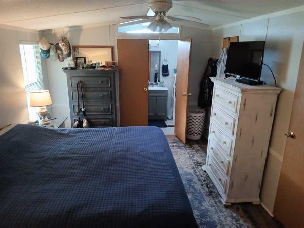 1990 Clayton Manufactured Home