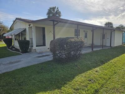Mobile Home at 986 S Sitting Rock Point Homosassa, FL 34448