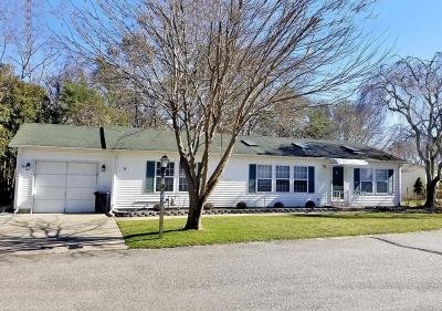 Mobile Home at 1407-124 Middle Rd Unit #124 Calverton, NY 11933