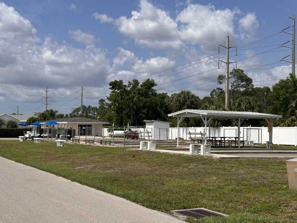 1980 Glen Mobile Home