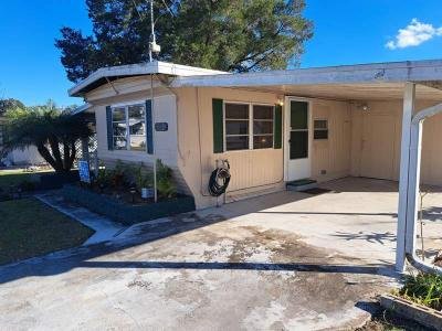Mobile Home at 39628 Persimmon Ave Zephyrhills, FL 33542