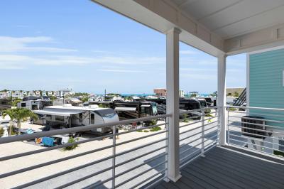 Photo 4 of 10 of home located at 149 Paradise Way Islamorada, FL 33036