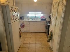 Photo 4 of 14 of home located at 3901 Bahia Vista St. #522 Sarasota, FL 34232