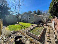 Photo 4 of 19 of home located at 17664 S Greenfield Dr Oregon City, OR 97045