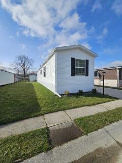 Photo 2 of 9 of home located at 340 S. Reynolds Rd. Lot 284 Toledo, OH 43615