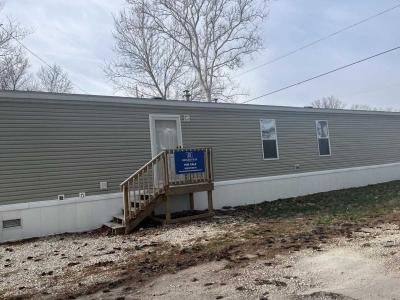 Mobile Home at 1085 Spring Bay Road, Lot 40 East Peoria, IL 61611
