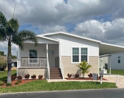 Mobile Home at 132 Driftwood Lane Naples, FL 34112