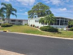 Photo 5 of 25 of home located at 3181 Saralake Circle Sarasota, FL 34239