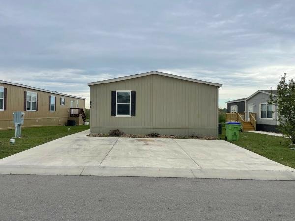 2018 CHAMPION 12RM2868A Mobile Home