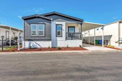 Mobile Home at 28379 Murcia St Hayward, CA 94544
