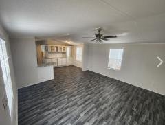 Photo 5 of 13 of home located at 5136 Ben Day Murrin Rd Lot 809 Fort Worth, TX 76126