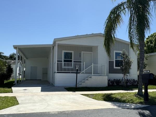 2022 Palm Harbor 340LD28482A Mobile Home