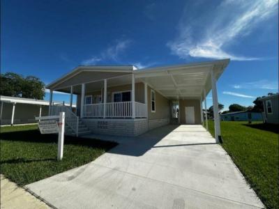 Photo 2 of 20 of home located at 41044 Roselle Loop Zephyrhills, FL 33540