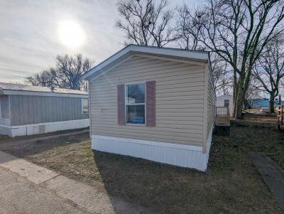 Mobile Home at 70 Country Elms Est. Galesburg, IL 61401