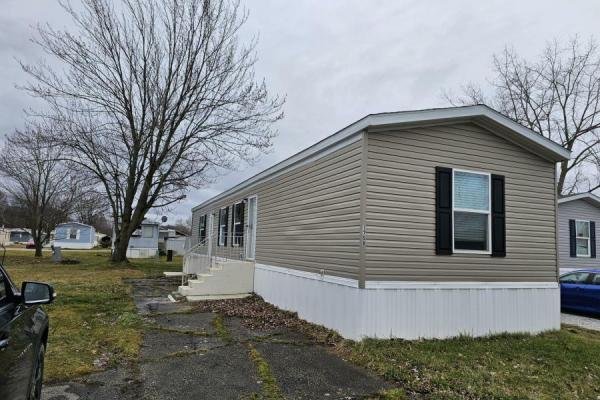 Photo 1 of 2 of home located at 1758 Blue Jay Circle Ashtabula, OH 44004