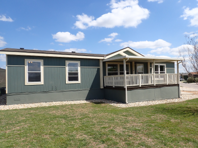 Mobile Home at 7460 Kitty Hawk Rd. Site 422 Converse, TX 78109