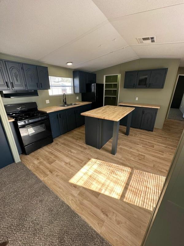1987 American Homestar Corp Mobile Home For Sale