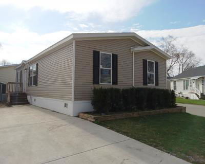 Mobile Home at 759 Maple Justice, IL 60458