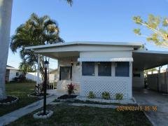 Photo 2 of 41 of home located at 709 50th Ave Terr W Bradenton, FL 34207