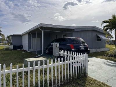 Mobile Home at 822 Calamondin Ct North Fort Myers, FL 33917