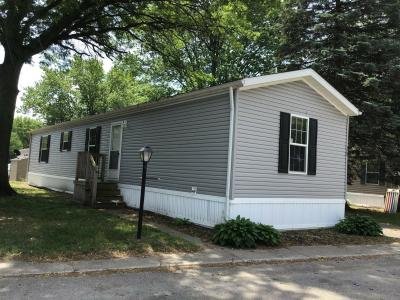 Mobile Home at 320 West Hillsdale Holland, OH 43528