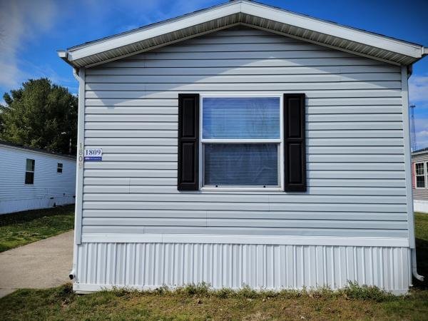 2004 FLEETWOOD Mobile Home For Rent
