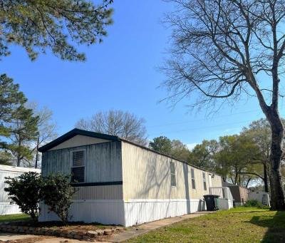 Mobile Home at 918 Gregs Way Huffman, TX 77336