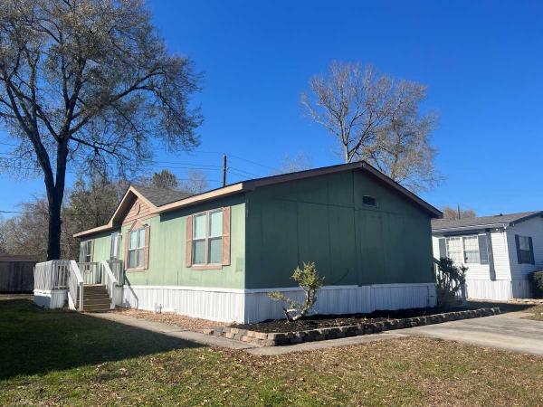 1999  Mobile Home For Sale