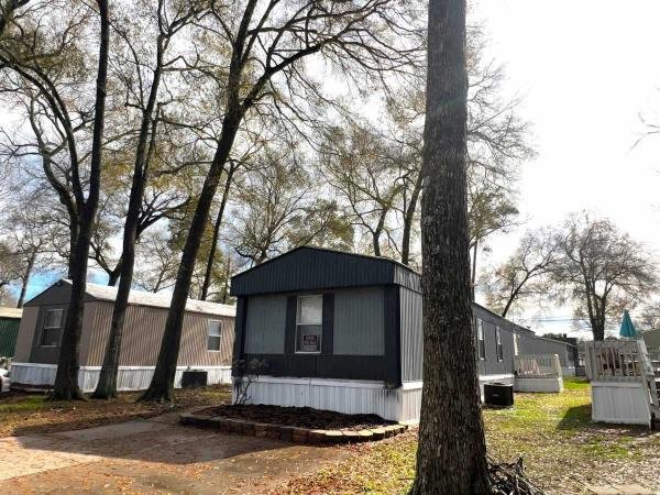 1998  Mobile Home For Sale