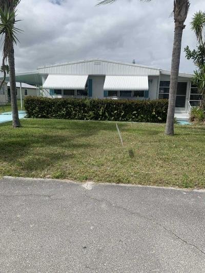 Mobile Home at 17 Golf Drive Port Saint Lucie, FL 34952