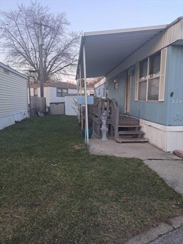 Photo 1 of 2 of home located at 11750 S. Homan Ave. #224 Merrionette Park, IL 60803