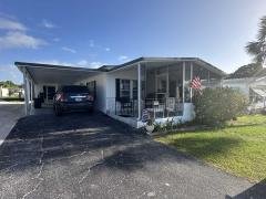 Photo 1 of 31 of home located at 13135 Lemon Avenue Grand Island, FL 32735