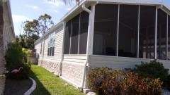 Photo 4 of 49 of home located at 701 Aqui Esta Dr. #49 Punta Gorda, FL 33950