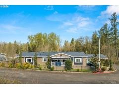Photo 1 of 23 of home located at 17968 S Madeline Dr Oregon City, OR 97045