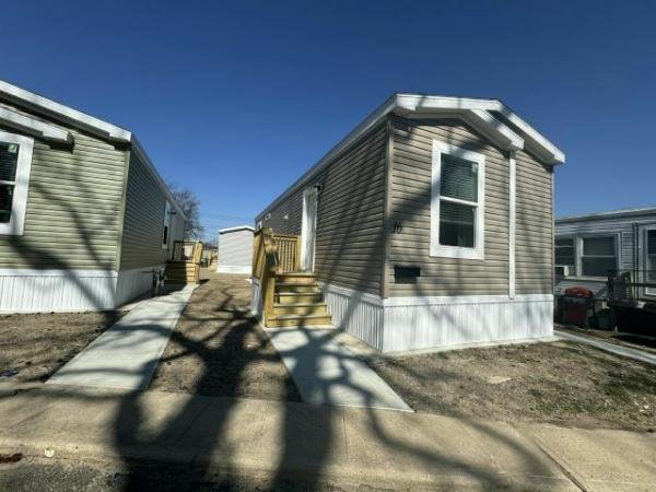 2023 Clayton - Lewistown PA Mobile Home For Rent