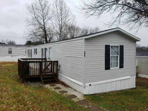 2001 Clayton Mobile Home For Rent