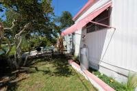 Just Minutes Away from the Beaches! Mobile Home