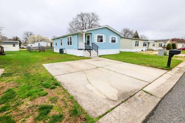 1988 Schult Mobile Home For Sale
